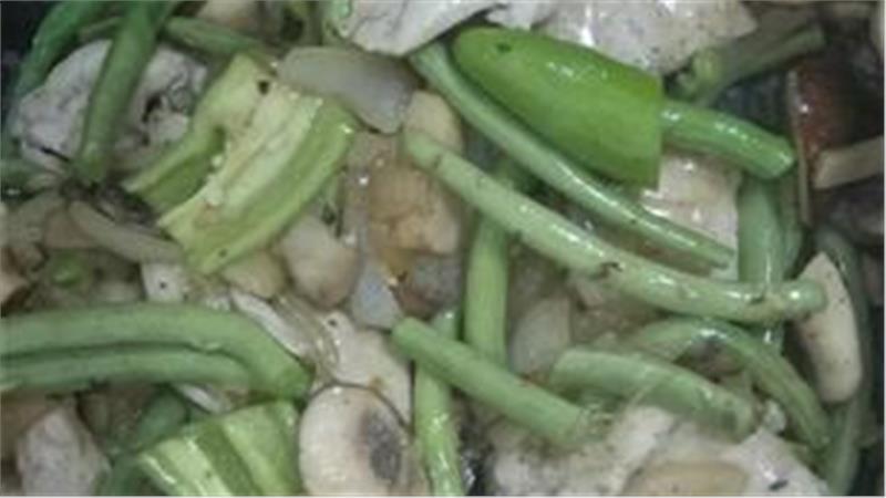 חזה עוף עם פטריות