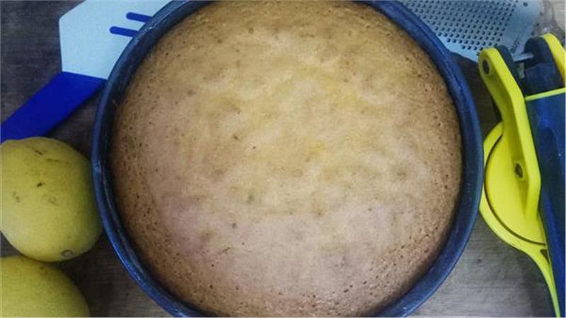 עוגת לימון קלאסית ונהדרת