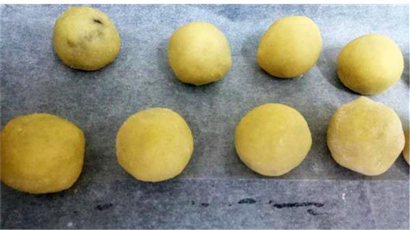 עוגיות בראוניז ממכרות בשני צבעים