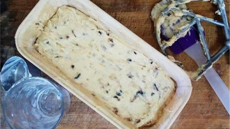 עוגת שזיפים ומשמשים נהדרת