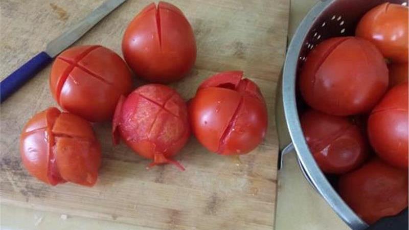 קציצות ונקניקיות מרגז ברוטב מטבוחה