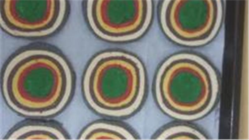 עוגיות לקאסטה , סנדוויץ' גלידה צבעוני ומדליק