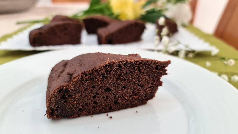 עוגת שוקולד מ-3 מרכיבים