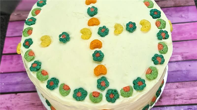 עוגת קורנפלקס פירות, עוגת דגני בוקר פירות, עוגת קורנפלקס