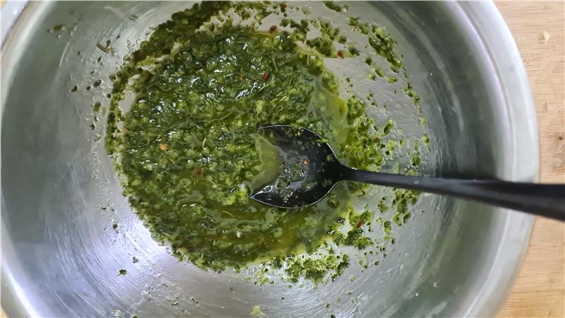 חזה עוף בשום ועשבי תיבול חזה עוף בשום ועשבי תיבול