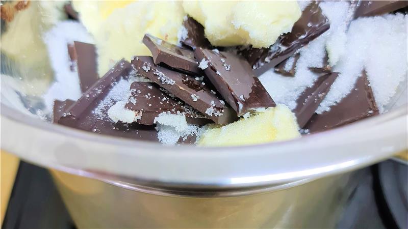 עוגת שוקולד ואגוזים מהירת הכנה עוגת שוקולד ואגוזים מהירת הכנה