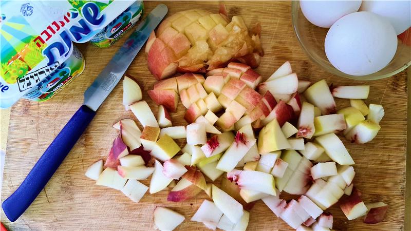 עוגת קיץ עם אפרסקים ב-5 דקות עבודה עוגת קיץ עם אפרסקים ב-5 דקות עבודה