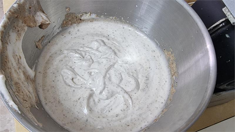 עוגת פרג, עוגת נְמָלִים