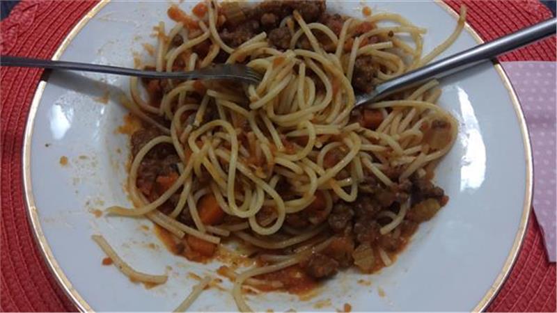 ספגטי עם ראגו בולונז מושלם ברוטב עגבניות