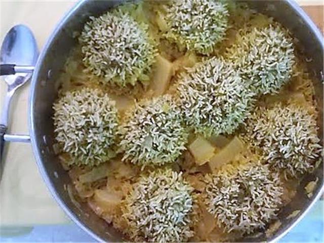 קציצות קיפודי אורז ובשר טחון