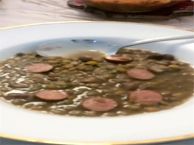 מרק עדשים ירוקות הכי טעימות מרק עדשים ירוקות הכי טעימות